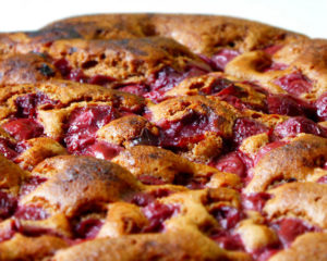 frischer Kirschkuchen